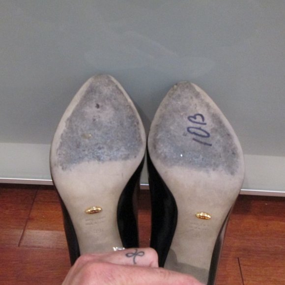 *SOLD* Sergio Rossi Patent Leather Rounded Toe Pumps - Picture 10 of 10